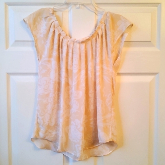 LC Lauren Conrad Tops - Lauren Conrad Blouse Medium Polyester